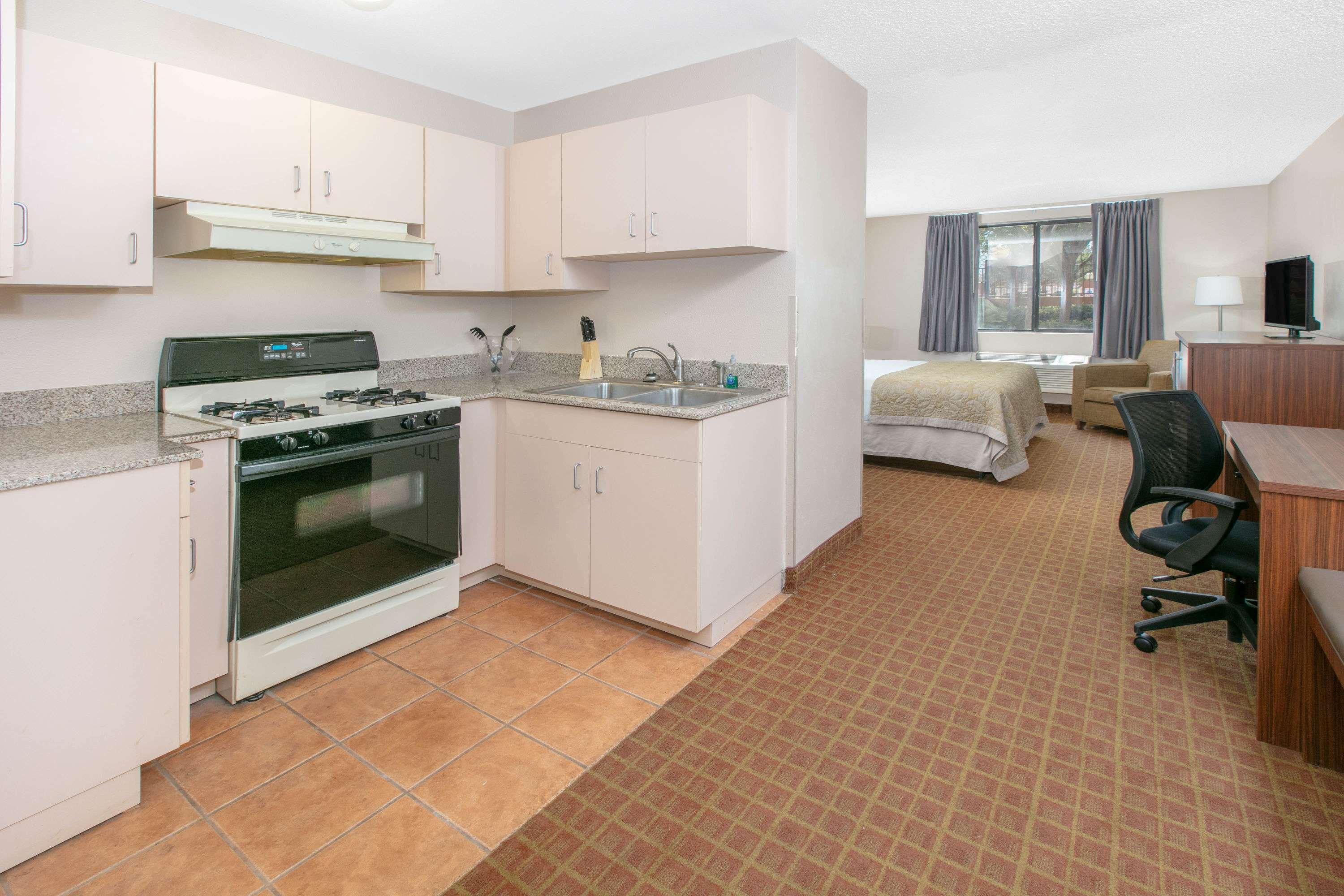 Super 8 By Wyndham Page/Lake Powell Exterior photo