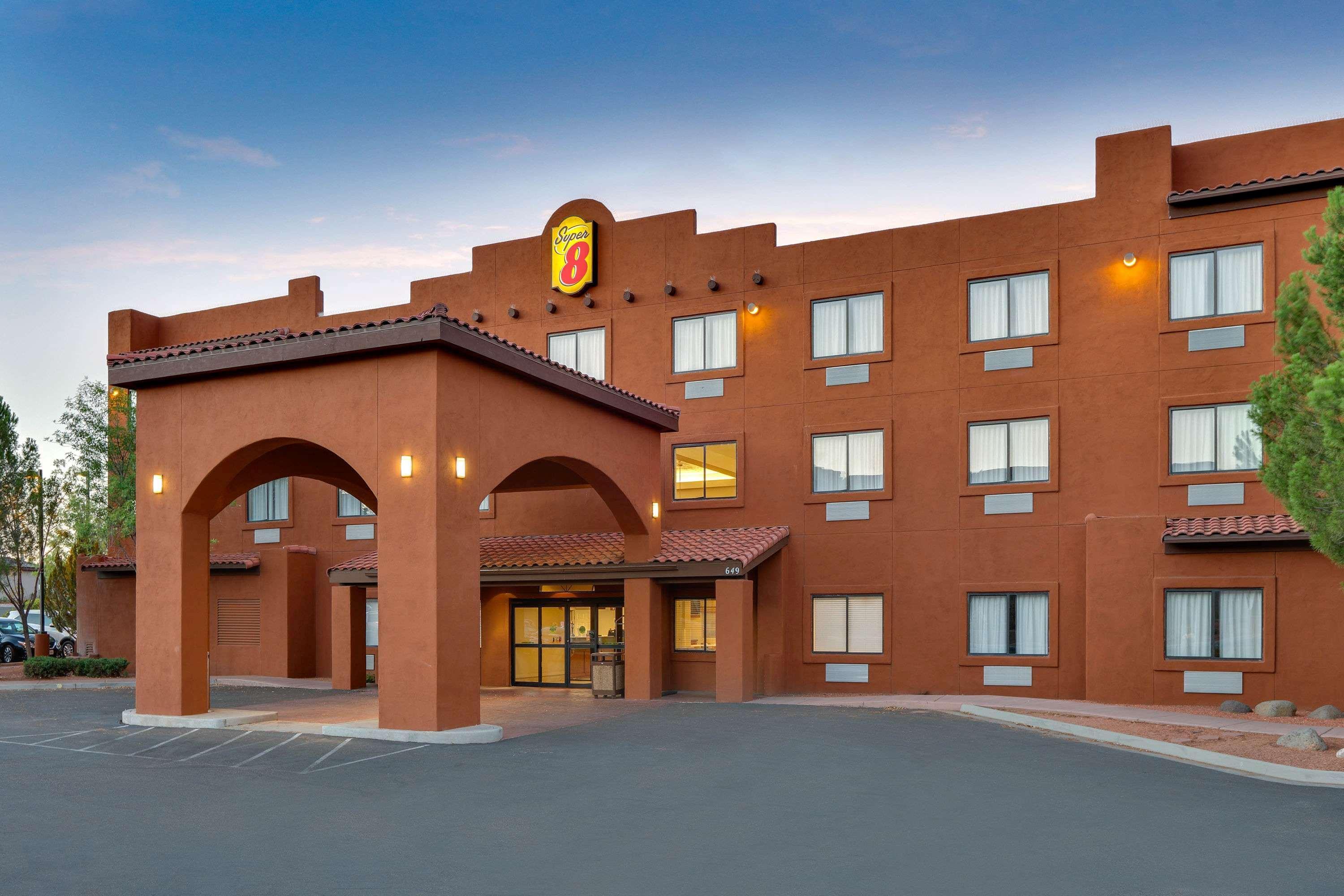 Super 8 By Wyndham Page/Lake Powell Exterior photo