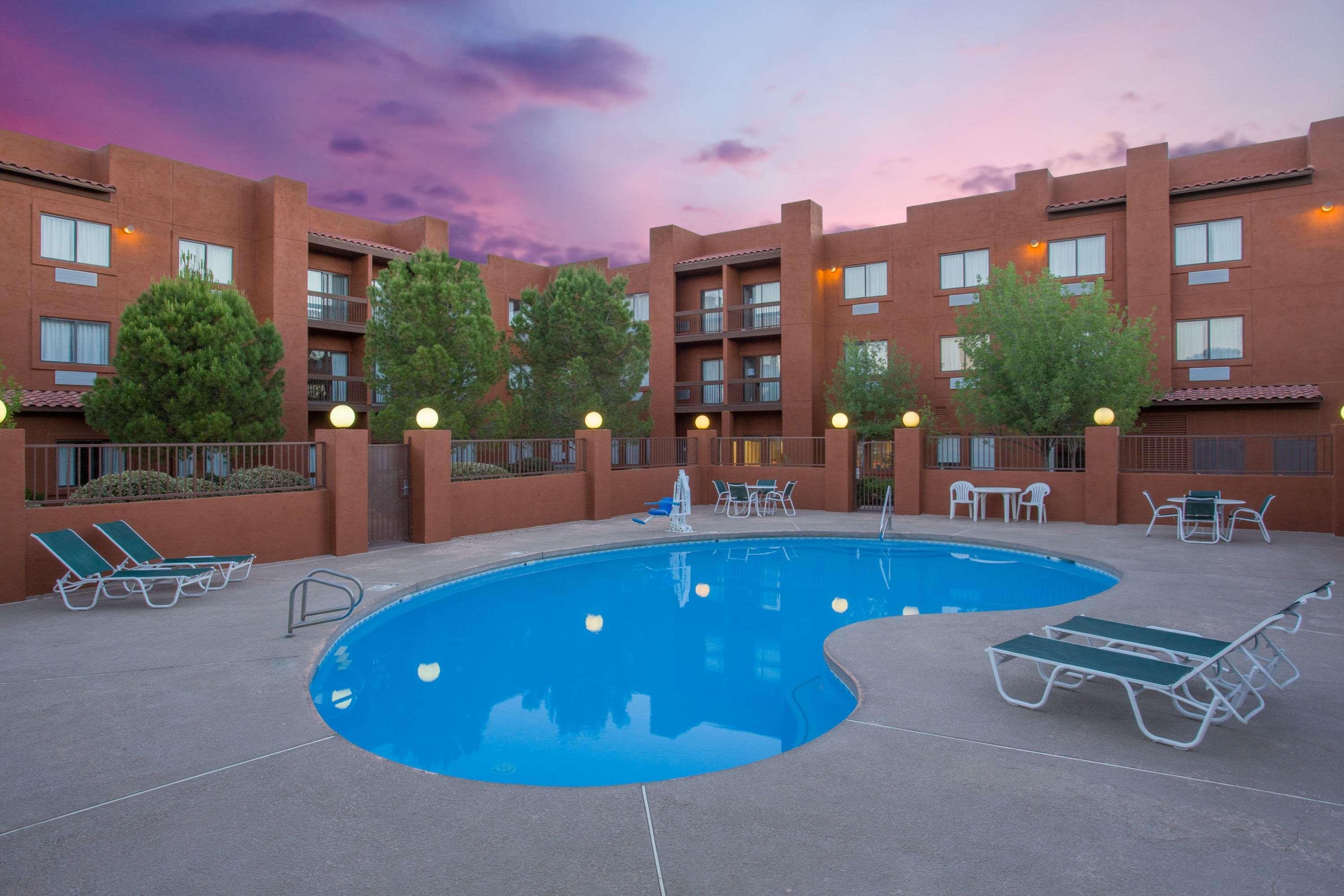 Super 8 By Wyndham Page/Lake Powell Exterior photo